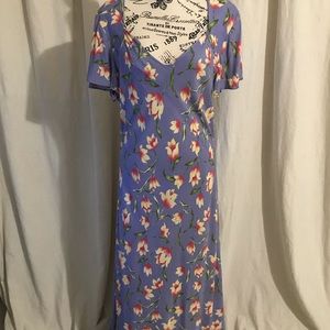 Lavender sheath dress with sweetheart neckline